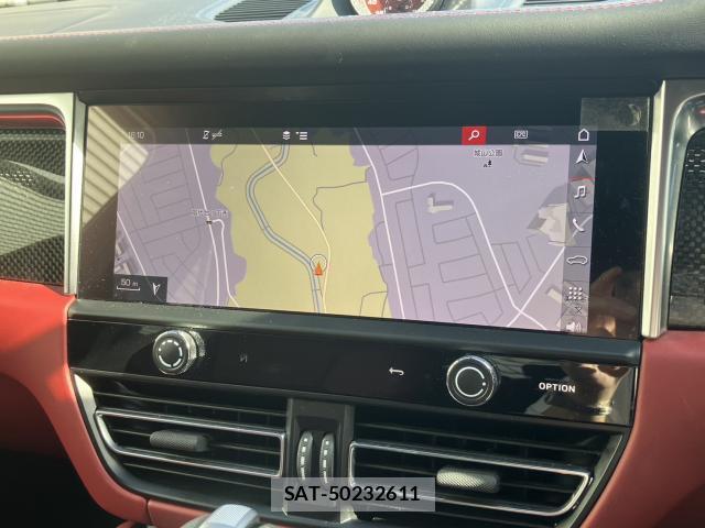 Porsche MACAN 2023-09 8360940-8