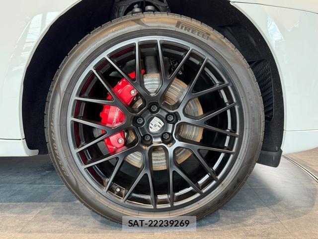 Porsche MACAN 2020-11 8361656-3