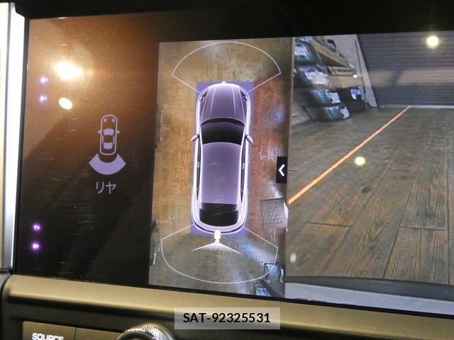 Porsche MACAN 2020-06 8363813-14