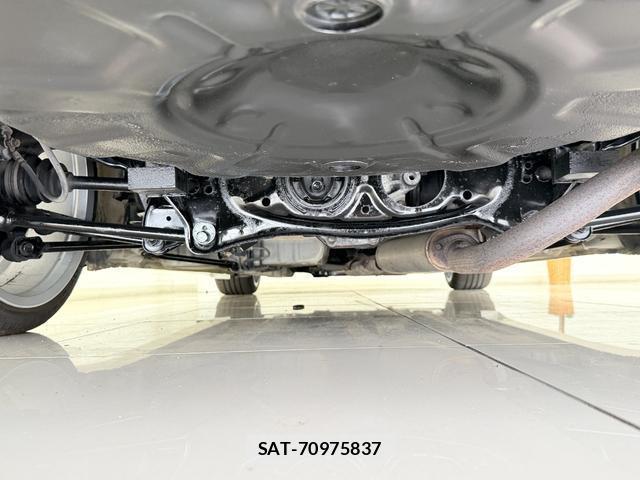 Toyota MARK II 1997-06 8362937-15