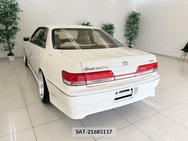 Toyota MARK II 2000-03 8362946-3
