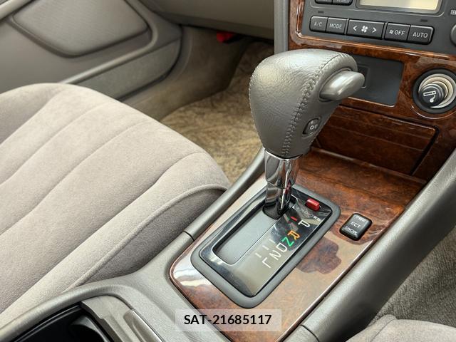 Toyota MARK II 2000-03 8362946-9
