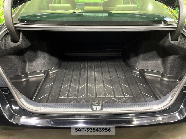 Toyota MARK X 2013-01 8361511-11