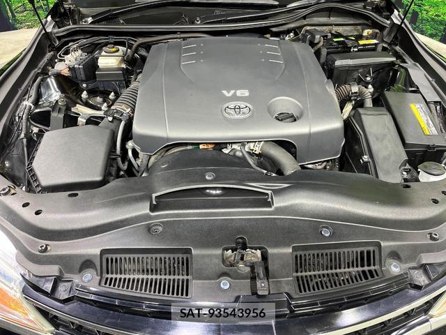 Toyota MARK X 2013-01 8361511-17