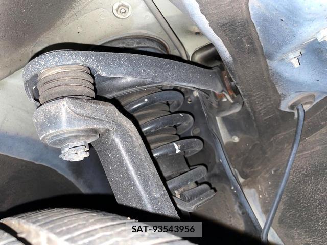 Toyota MARK X 2013-01 8361511-18