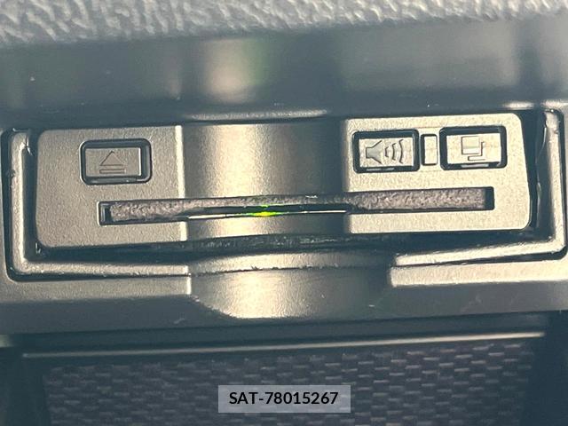 Toyota MARK X 2016-09 8361565-4