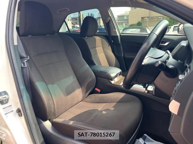 Toyota MARK X 2016-09 8361565-7