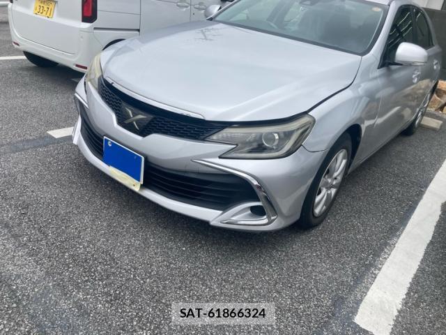 Toyota MARK X 2017-02 8361770-0