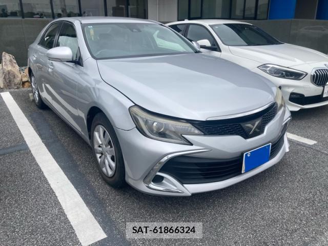 Toyota MARK X 2017-02 8361770-1