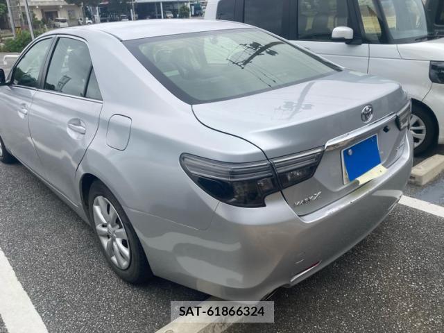 Toyota MARK X 2017-02 8361770-3