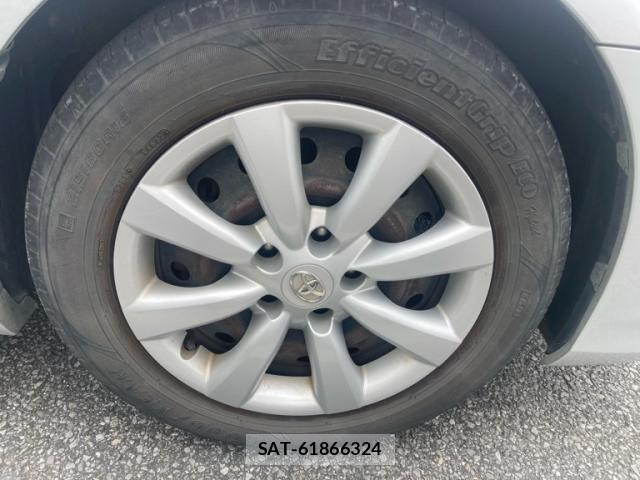 Toyota MARK X 2017-02 8361770-6