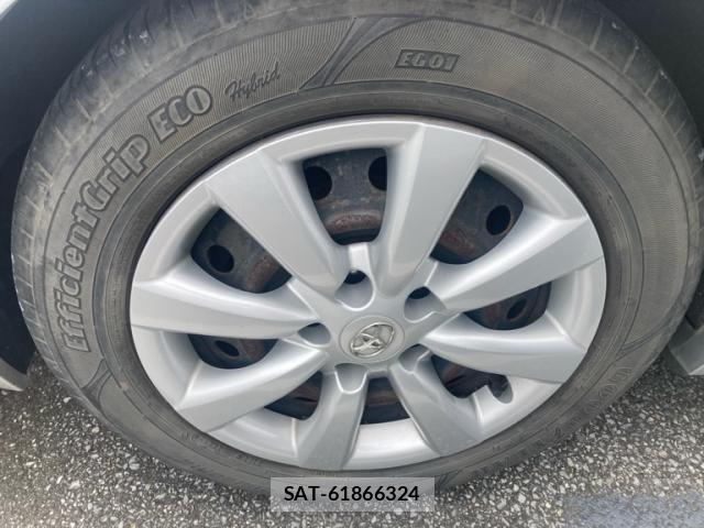 Toyota MARK X 2017-02 8361770-7