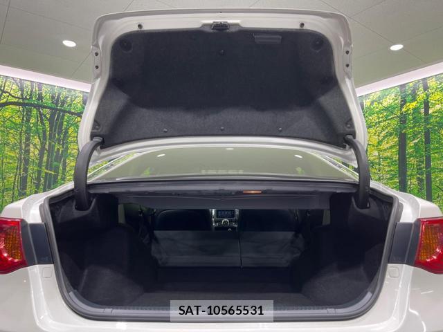 Toyota MARK X 2012-04 8363473-9