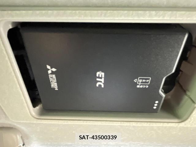 Mazda MAZDA2 2023-09 8362335-6