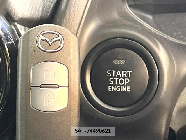 Mazda MAZDA2 2021-08 8362987-6
