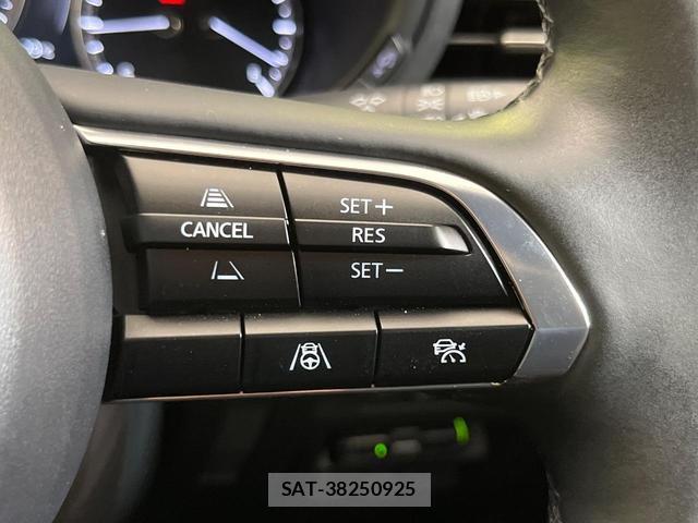 Mazda MAZDA3 2023-08 8360547-4