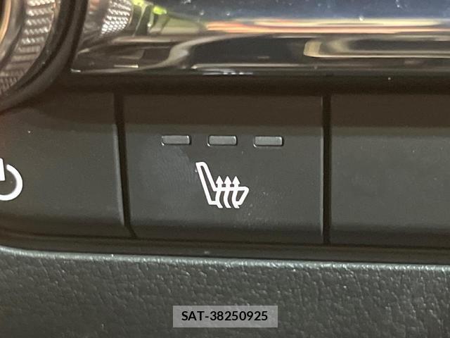 Mazda MAZDA3 2023-08 8360547-5