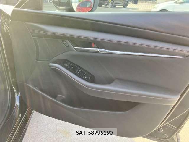 Mazda MAZDA3 2021-11 8360602-13