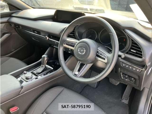 Mazda MAZDA3 2021-11 8360602-2