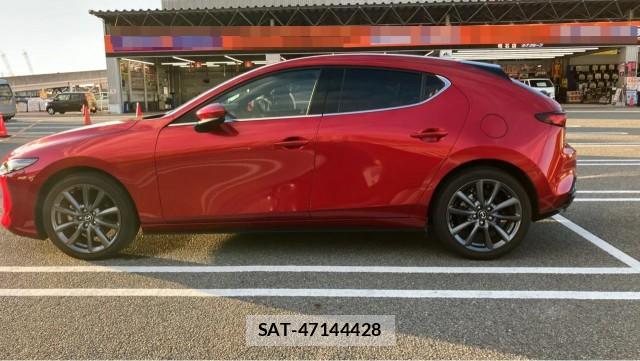 Mazda MAZDA3 2023-11 8362278-10