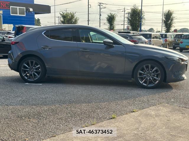 Mazda MAZDA3 2019-06 8362481-3