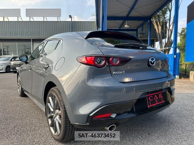 Mazda MAZDA3 2019-06 8362481-6