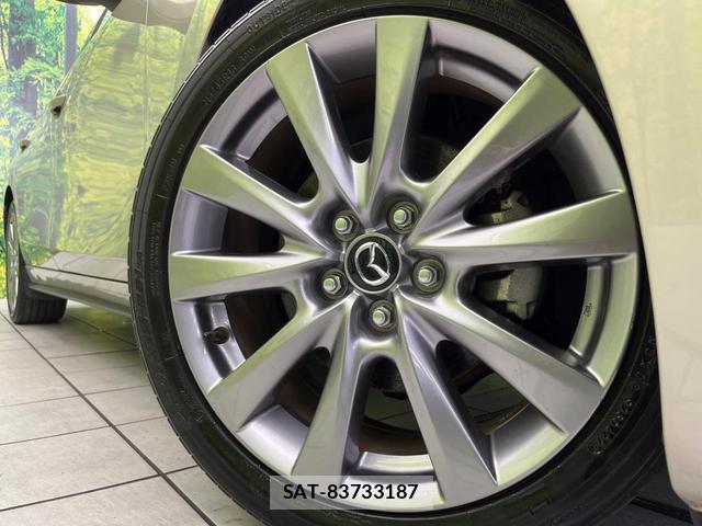 Mazda MAZDA3 2022-03 8360544-12