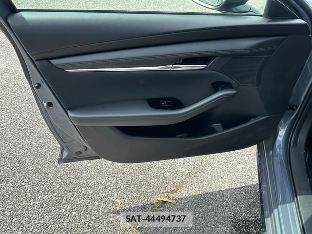 Mazda MAZDA3 2023-06 8362489-6