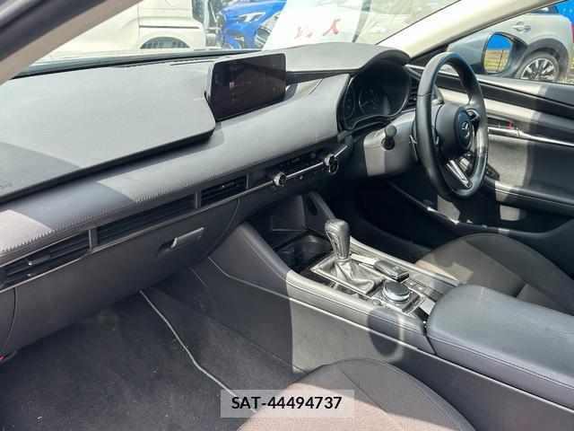 Mazda MAZDA3 2023-06 8362489-7