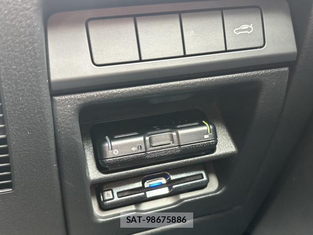 Mazda MAZDA3 2022-05 8362824-11
