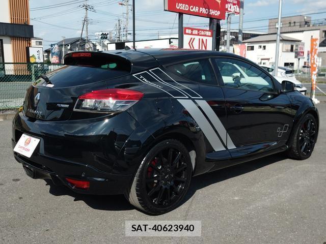 Renault MEGANE 2016-11 8360574-3