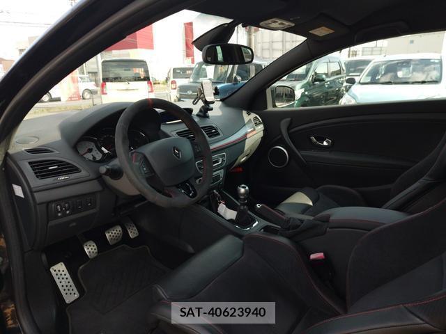 Renault MEGANE 2016-11 8360574-9