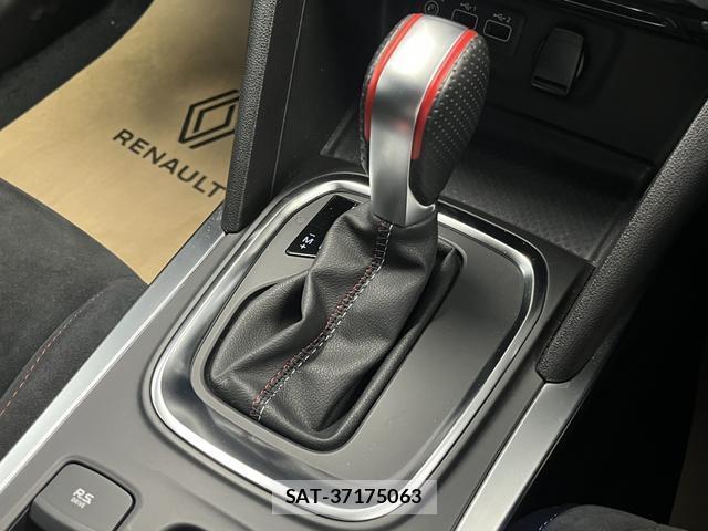 Renault MEGANE 2023-06 8363506-12