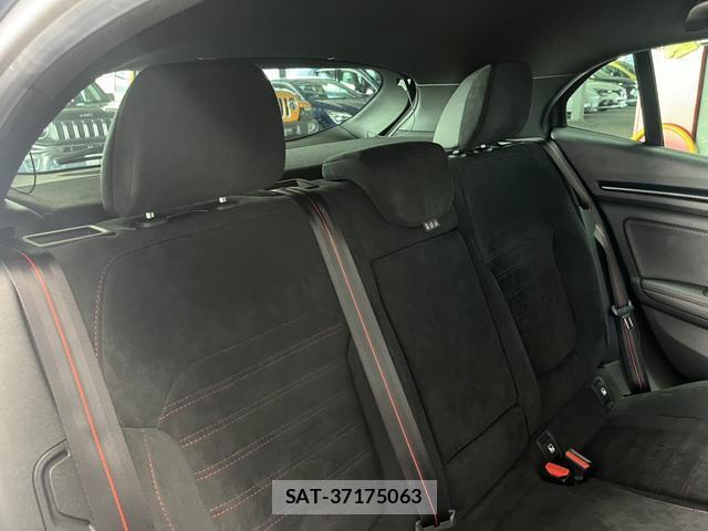 Renault MEGANE 2023-06 8363506-4