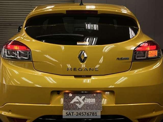 Renault MEGANE 2016-01 8363867-16