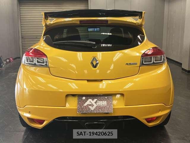Renault MEGANE 2016-01 8363868-8