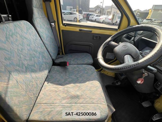 Daihatsu MIDGET II 1997 8360931-4