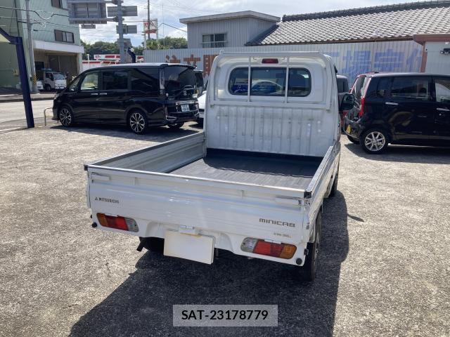 Mitsubishi MINICAB TRUCK 2002 8360833-1