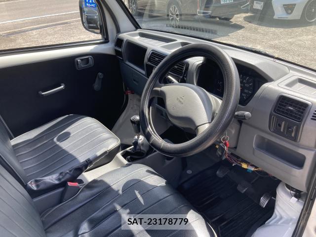 Mitsubishi MINICAB TRUCK 2002 8360833-7