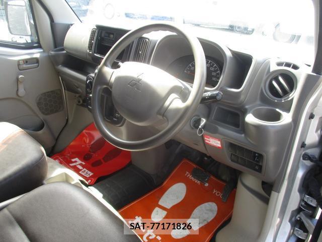 Mitsubishi MINICAB VAN 2016-09 8363644-3