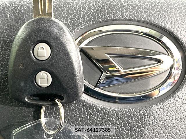 Daihatsu MIRA 2016-10 8360495-2