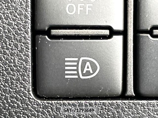 Daihatsu MIRA 2017-10 8363276-4