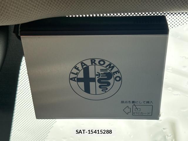 ALFA ROMEO MITO 2013-06 8363685-13