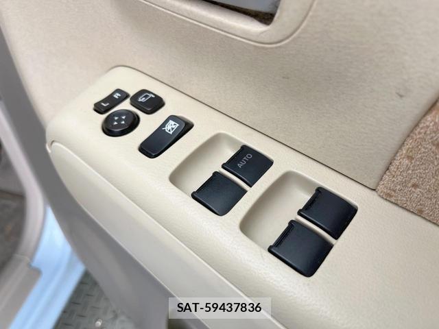 Nissan MOCO 2010-12 8361799-5
