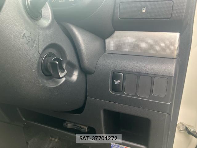 Daihatsu MOVE CONTE 2011-12 8361699-11