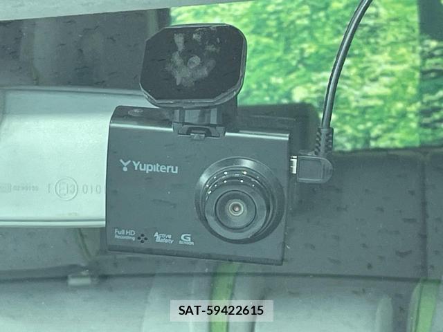 Daihatsu MOVE CONTE 2014-05 8362339-3