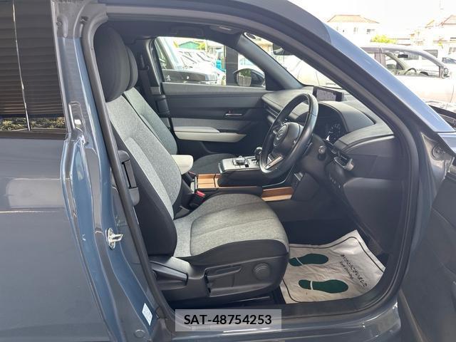 Mazda MX-30 2021-02 8360867-10