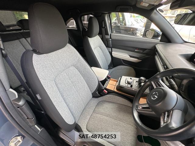 Mazda MX-30 2021-02 8360867-11