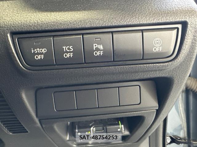 Mazda MX-30 2021-02 8360867-8