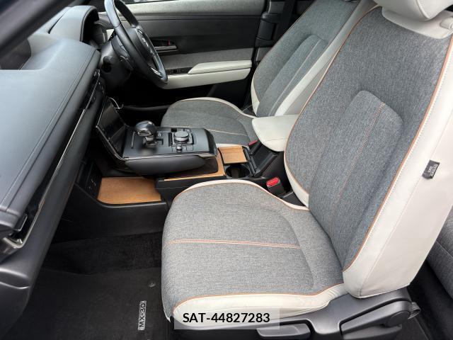 Mazda MX-30 2022-09 8361779-5